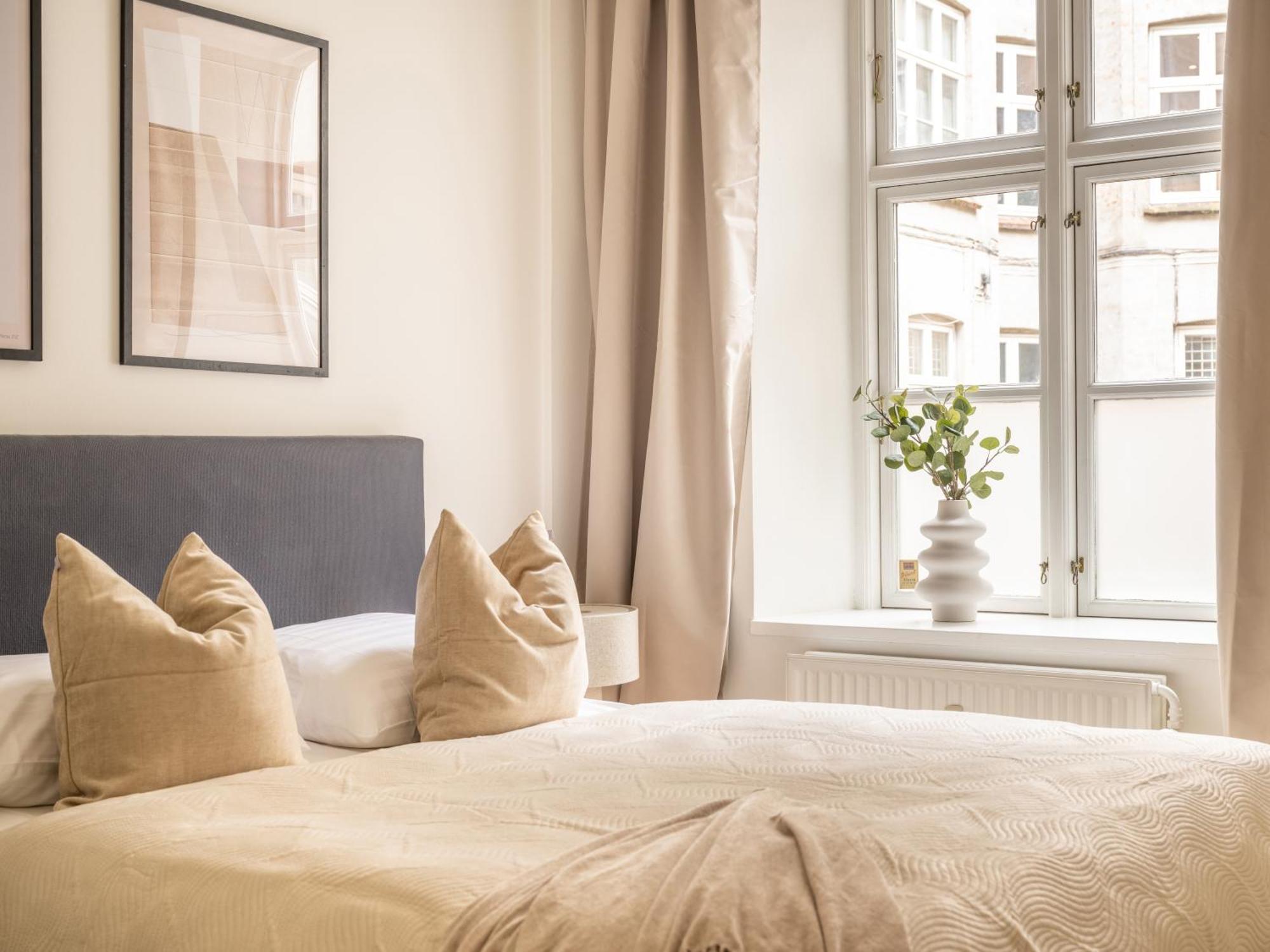 Sanders Noble - Fantastic 4-Bdr Apt In The Capital Copenhagen Exterior photo